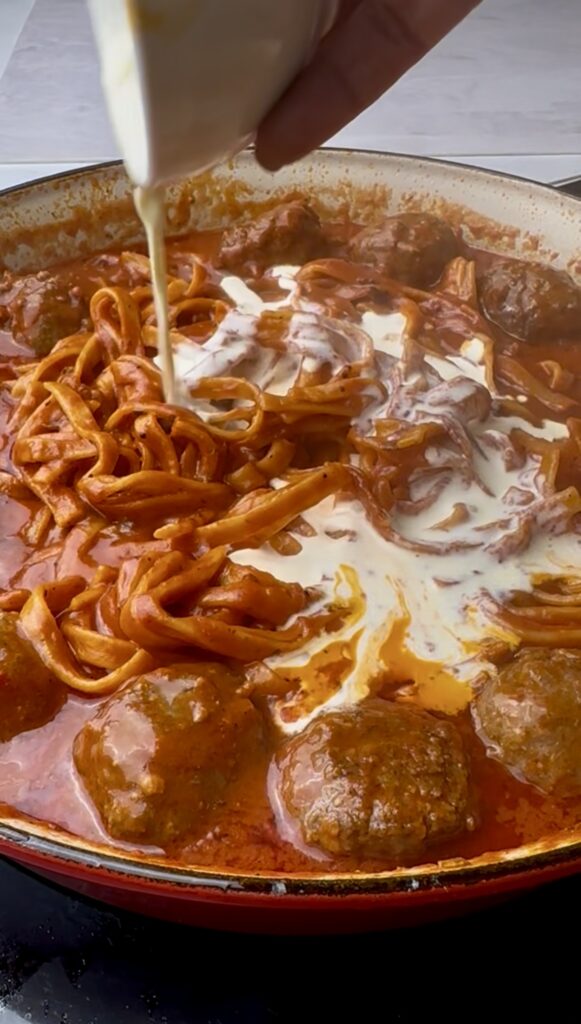 One Pot Meatball Pasta