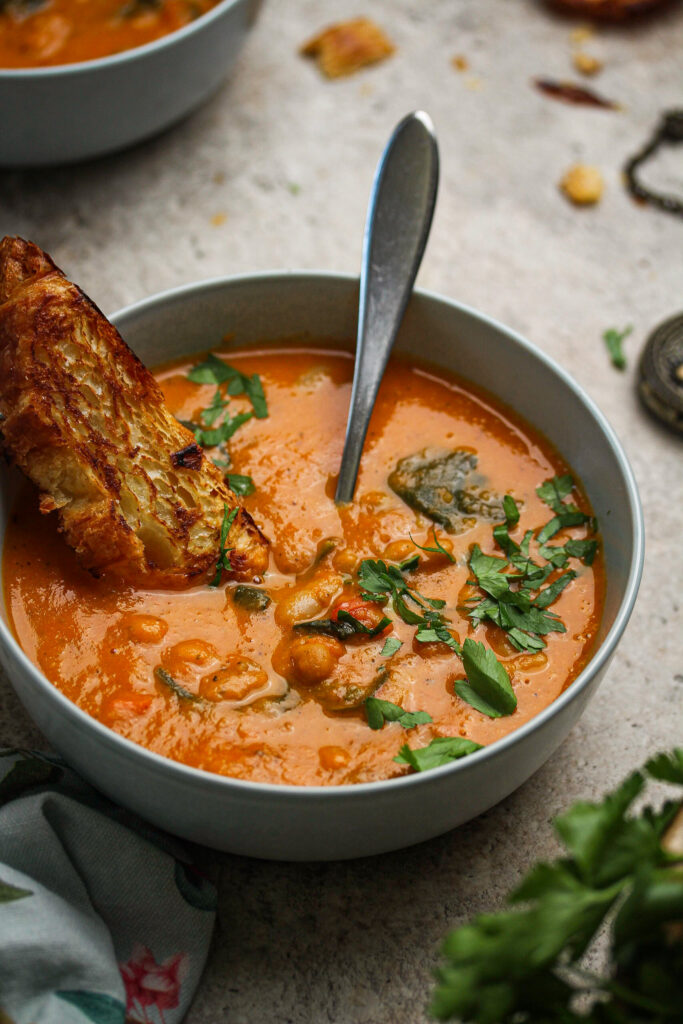 Roast tomato soup